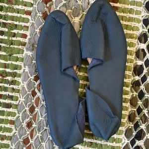 Sevilla Smith Sandy in Navy Leather, Sz 36